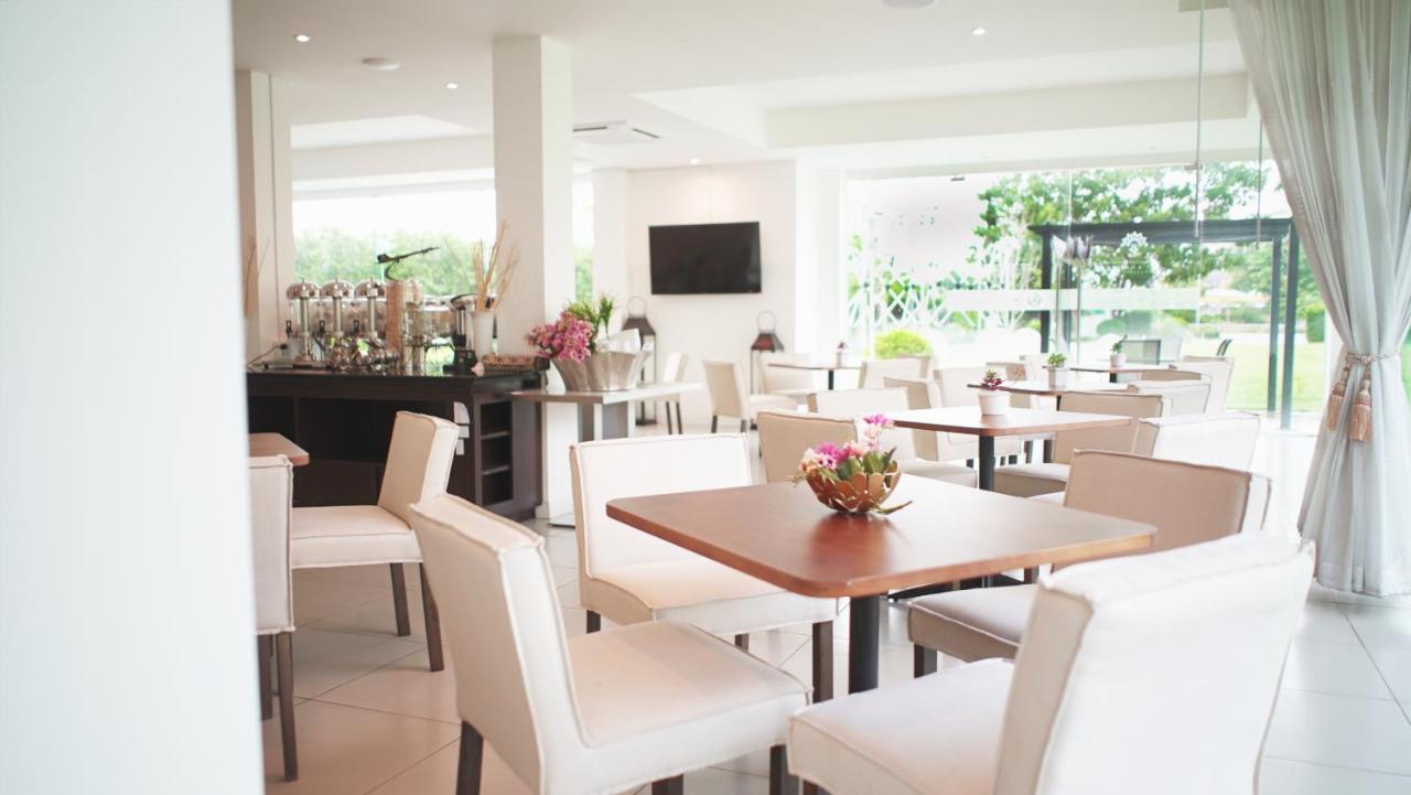 The White Garden Premier Saraburi Hotel Ban Dao Ruang  Екстериор снимка